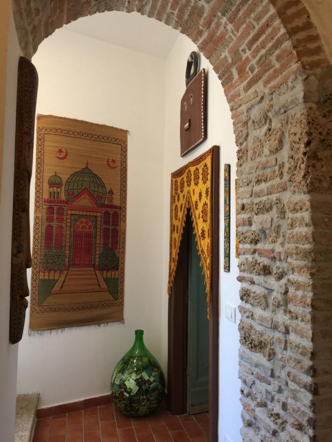 Stanza Privata In Attico Con Terrazza - Lakeholiday It Castel di Tora Εξωτερικό φωτογραφία